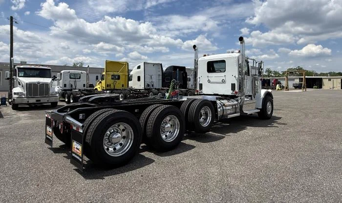 2027 Peterbilt 589 in Jacksonville, FL — photo 6
