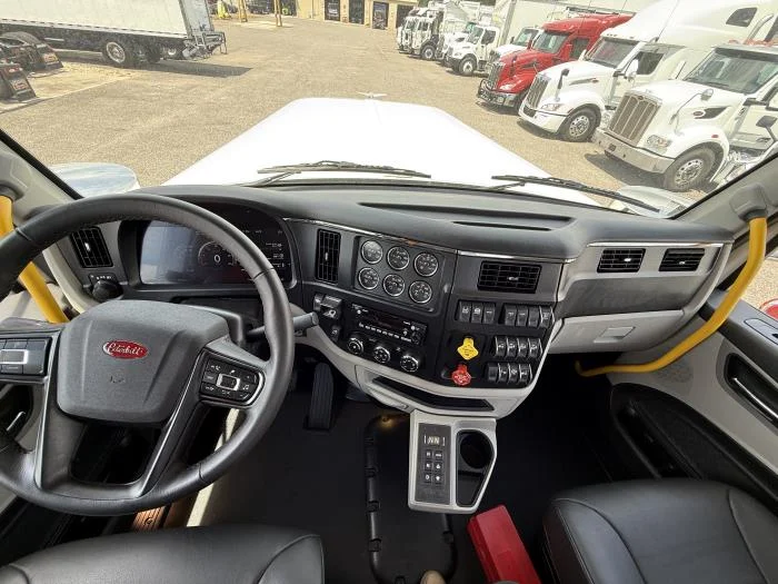 2027 Peterbilt 589 in Jacksonville, FL — photo 10