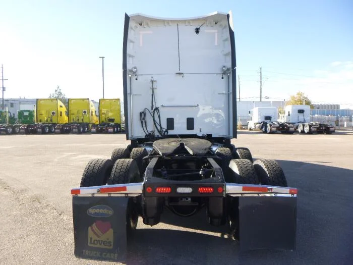 2021 Peterbilt 579 - image 6