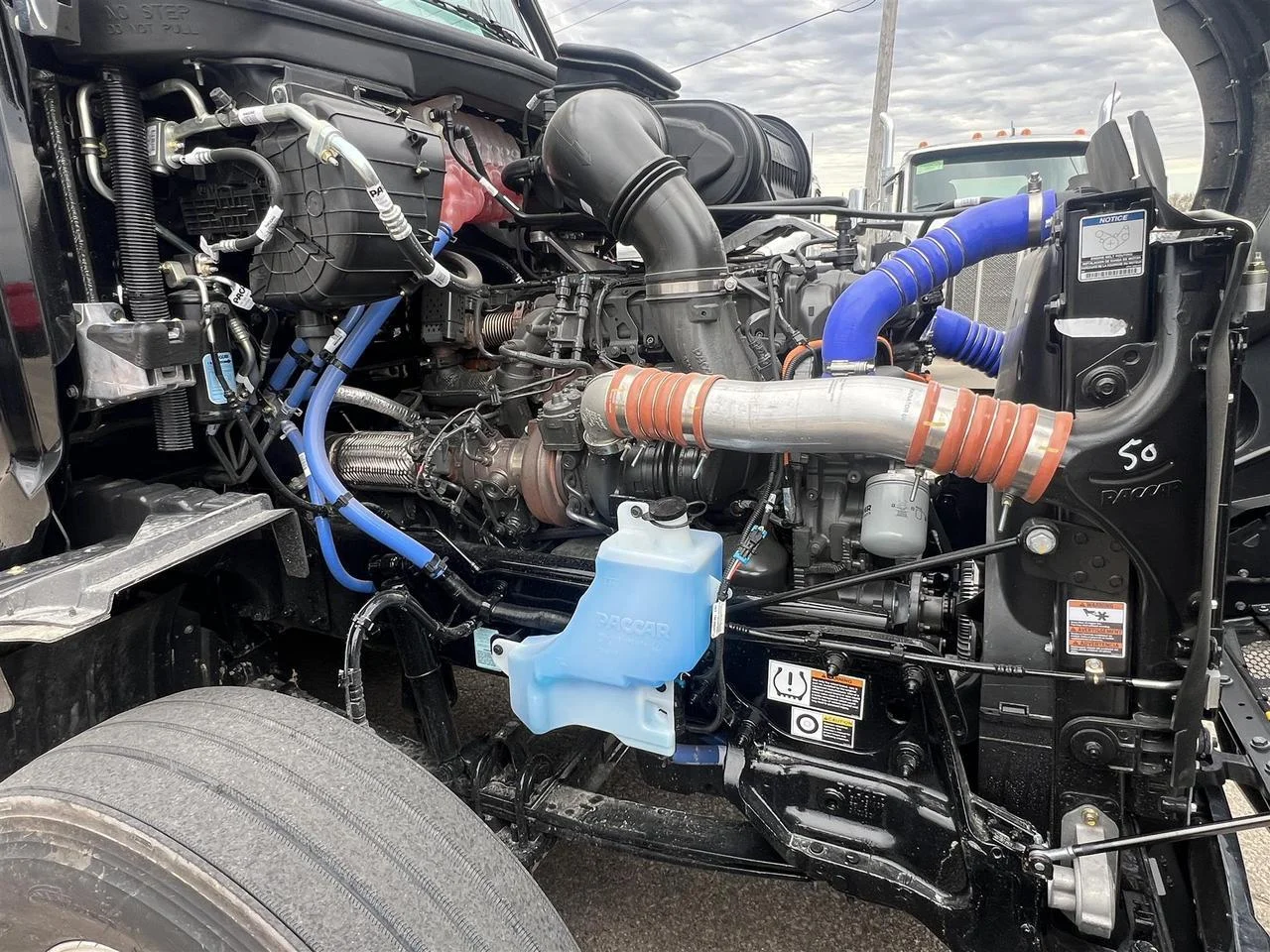 2027 Peterbilt 579 in Eau Claire, WI — photo 9