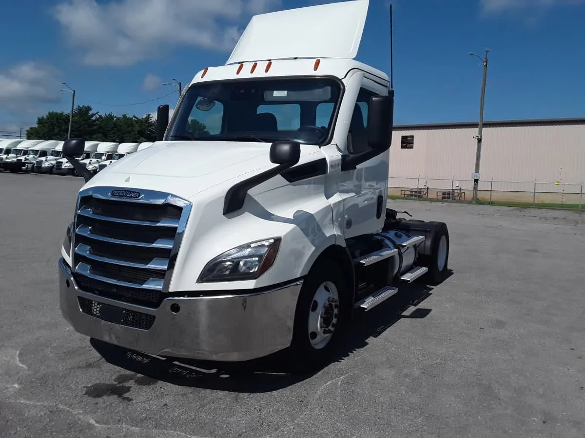 2020 Freightliner Cascadia in La Vergne, TN
