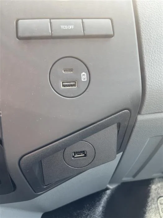2027 Ford F-750 in Chicago, IL — photo 17
