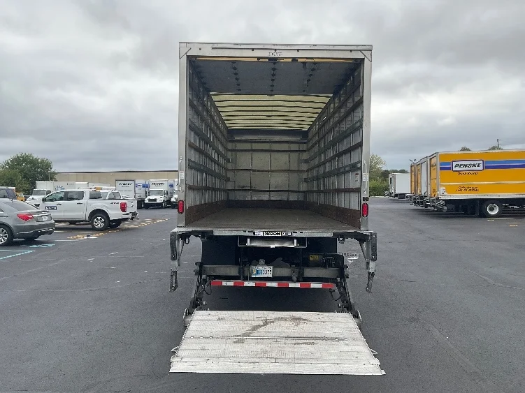 2022 Freightliner M2 106 - image 9