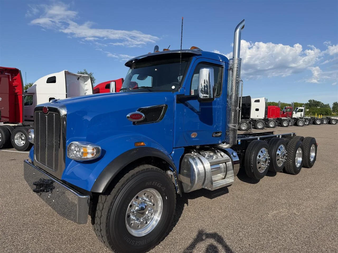 2027 Peterbilt 567 in South St. Paul, MN — photo 12
