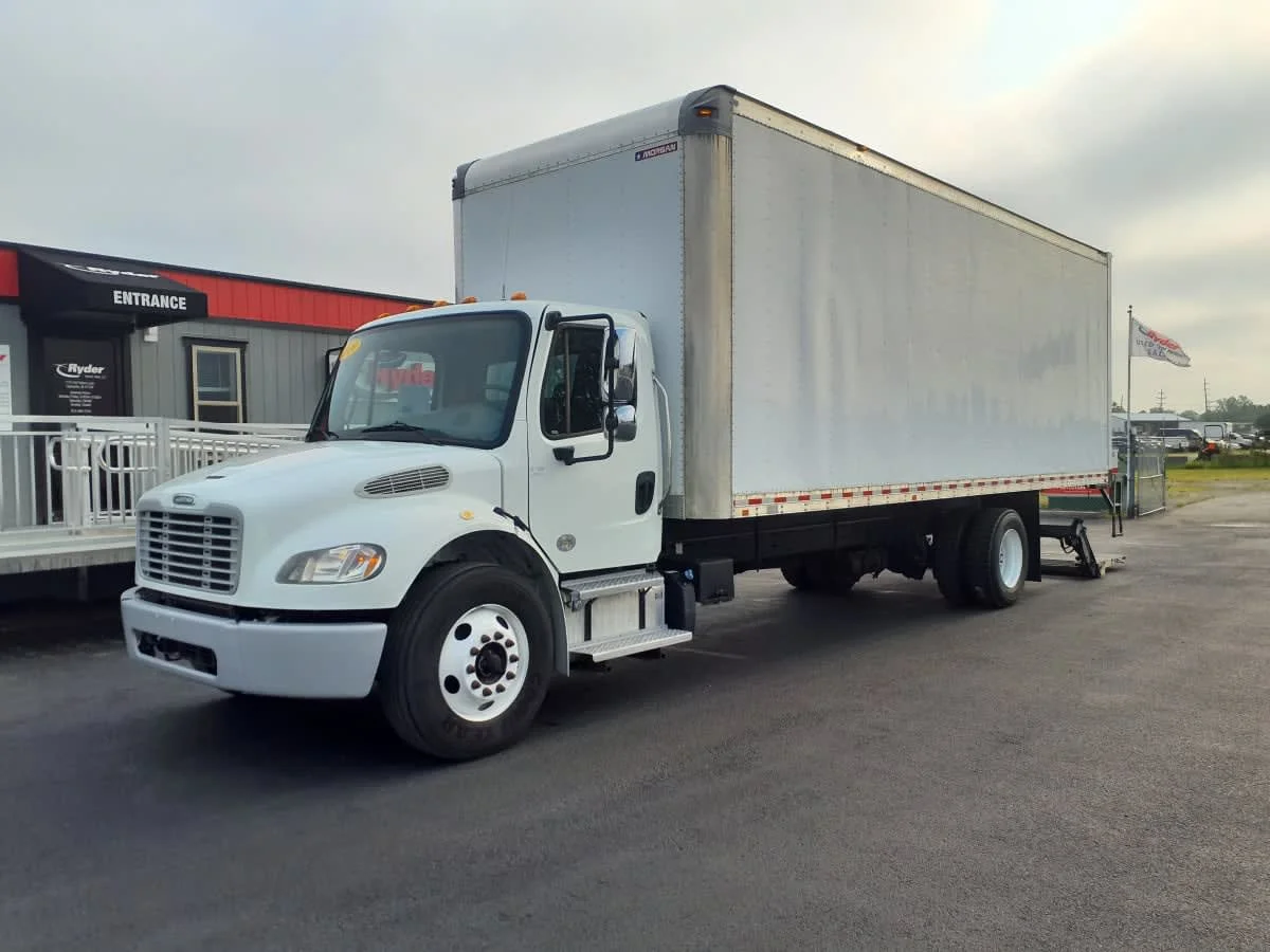 2020 Freightliner M2 106