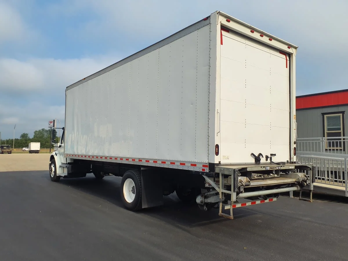 2020 Freightliner M2 106 in Clarksville, IN — photo 6