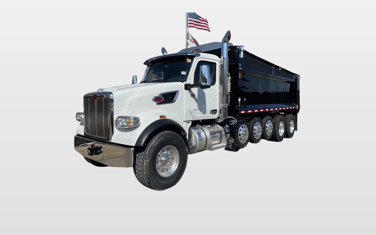 2026 Peterbilt 567 - image 1