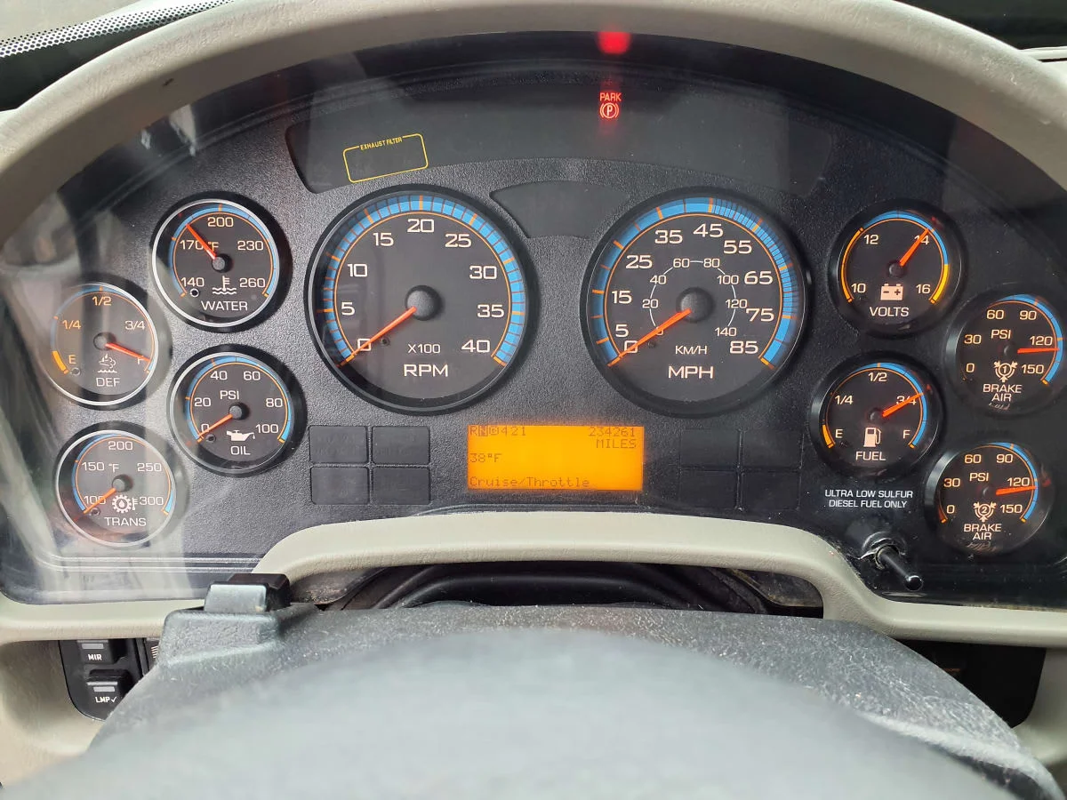 2019 International 4300 in Oak Creek, WI — photo 12