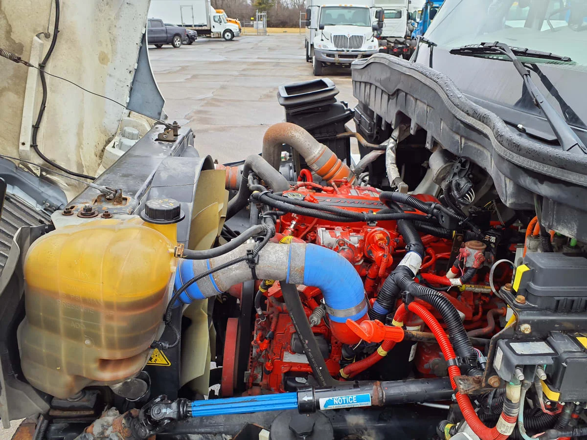 2019 International 4300 in Oak Creek, WI — photo 10