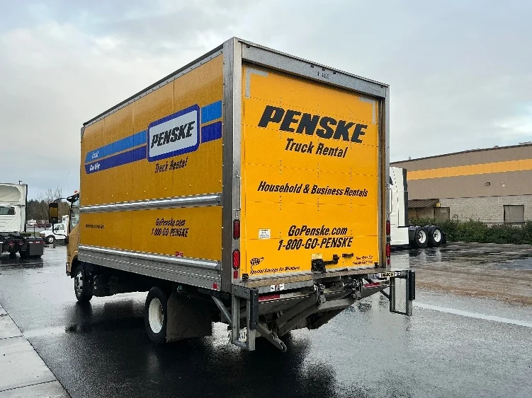 2022 Isuzu NPR - image 6