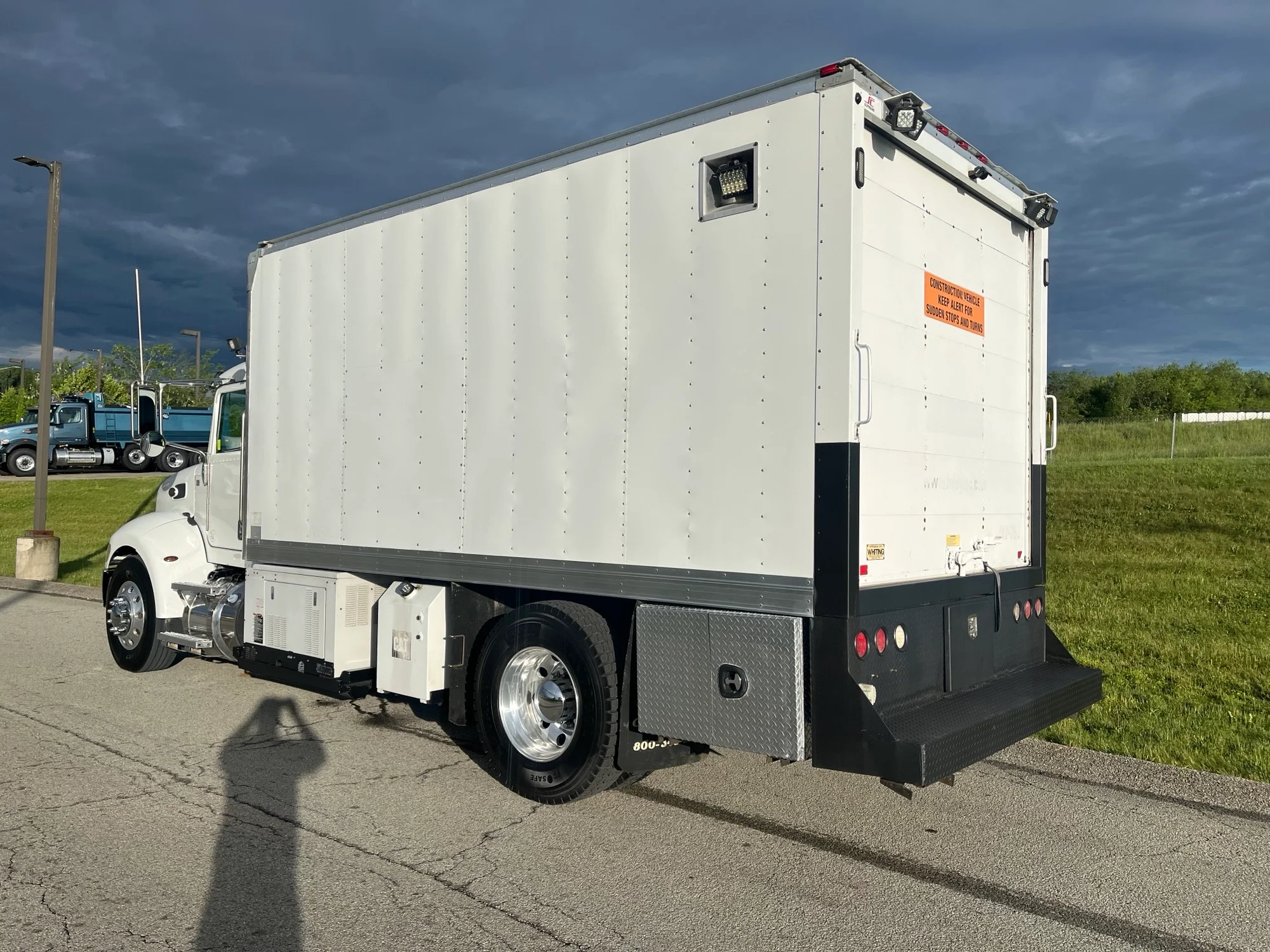 2017 Peterbilt 337 in Uniontown, PA — photo 2