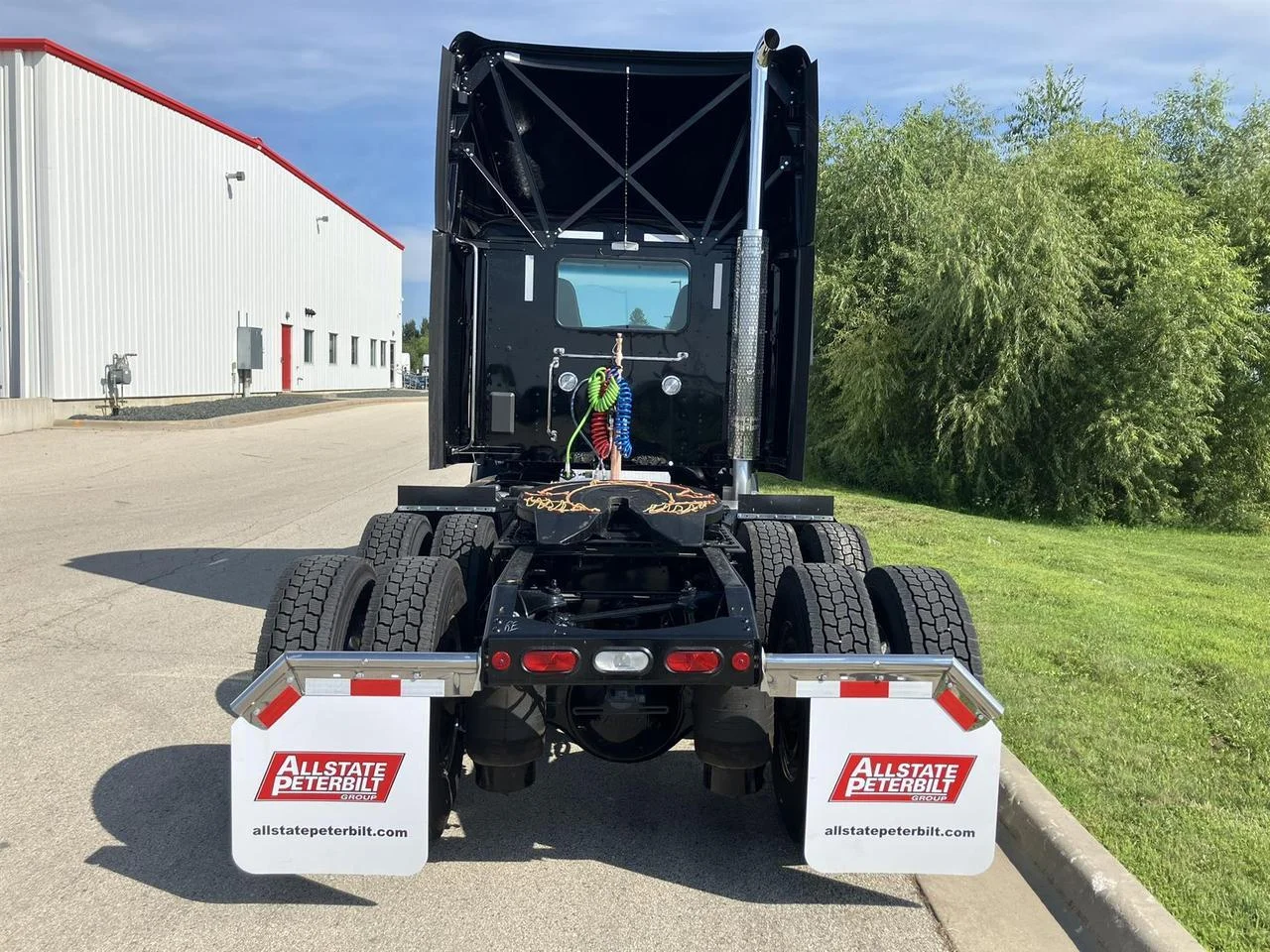 2027 Peterbilt 579 in Rochester, MN — photo 4