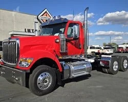 2025 International HX - image 23