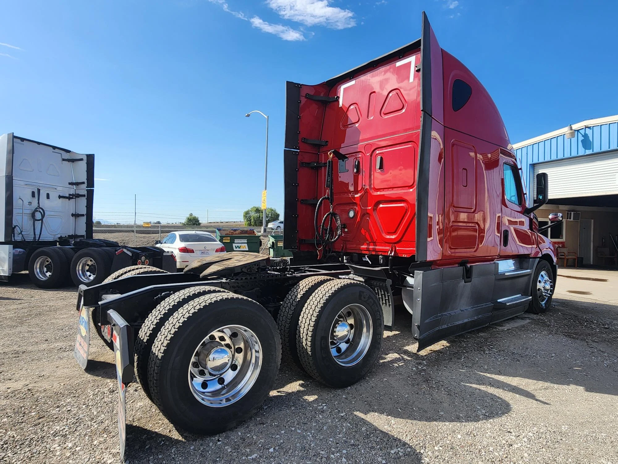 2021 Freightliner Cascadia in French Camp, CA — photo 6