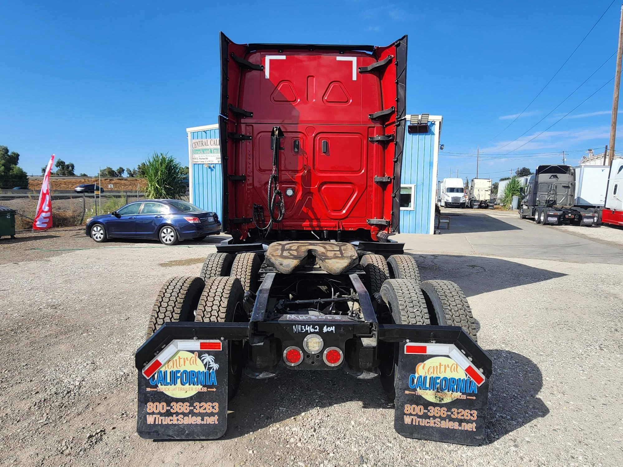 2021 Freightliner Cascadia in French Camp, CA — photo 5