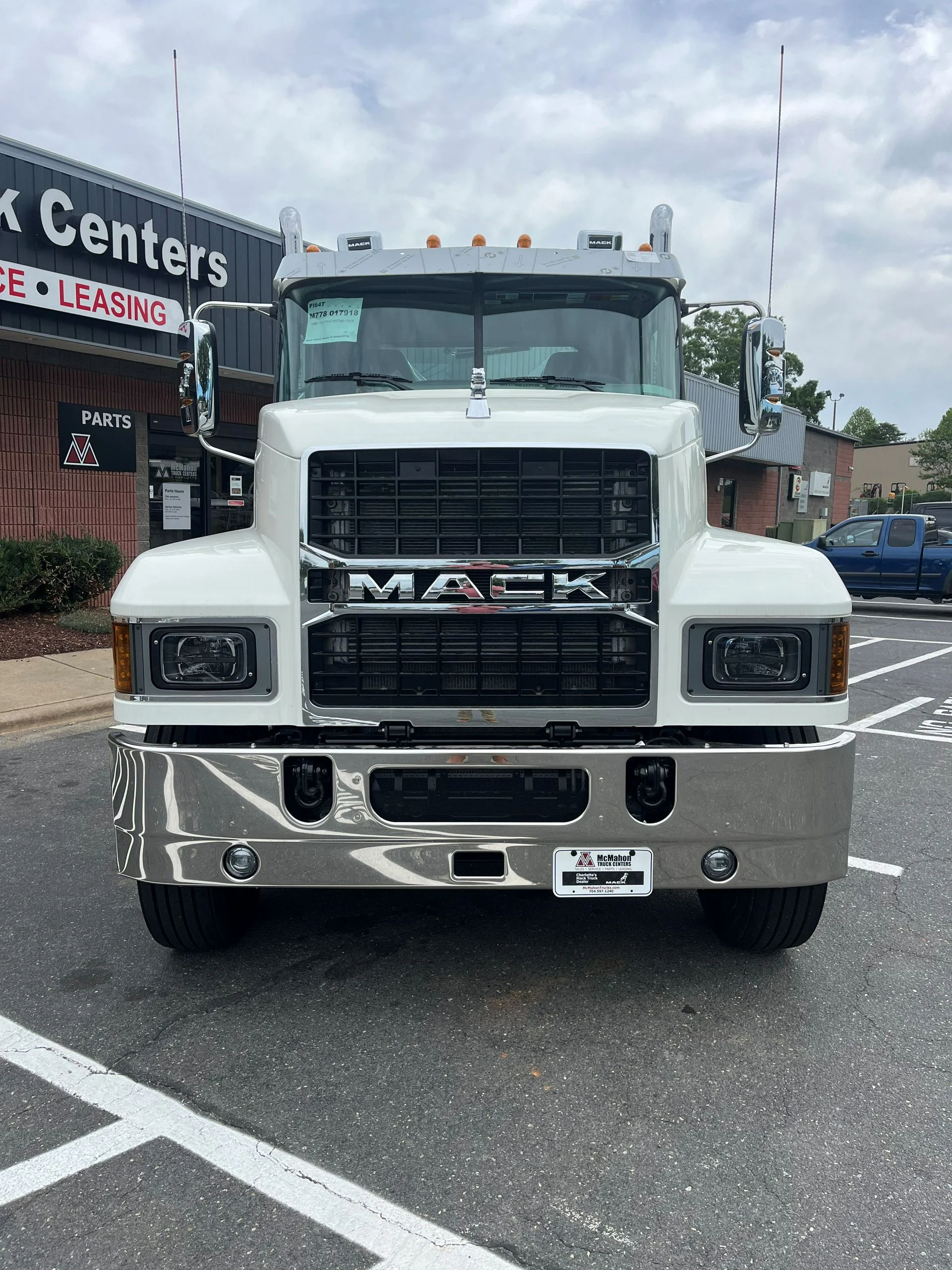2026 Mack Pinnacle in Charlotte, NC — photo 2
