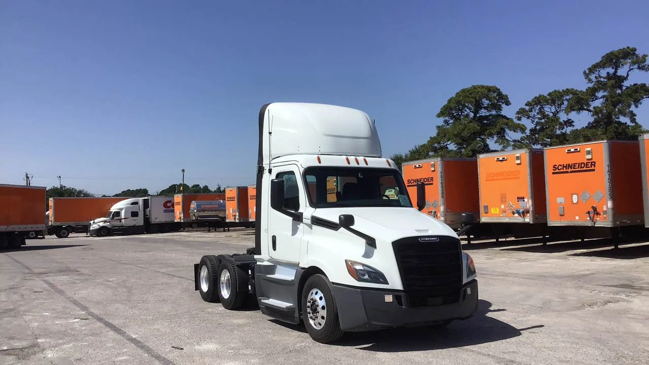 2020 Freightliner Cascadia in Houston, TX