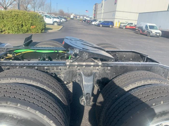 2026 International LT - image 13