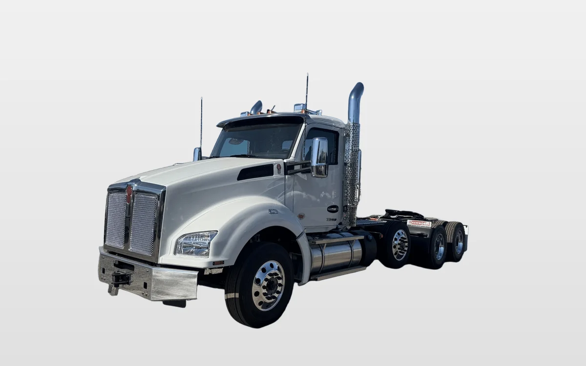 2026 Kenworth T880 - image 1