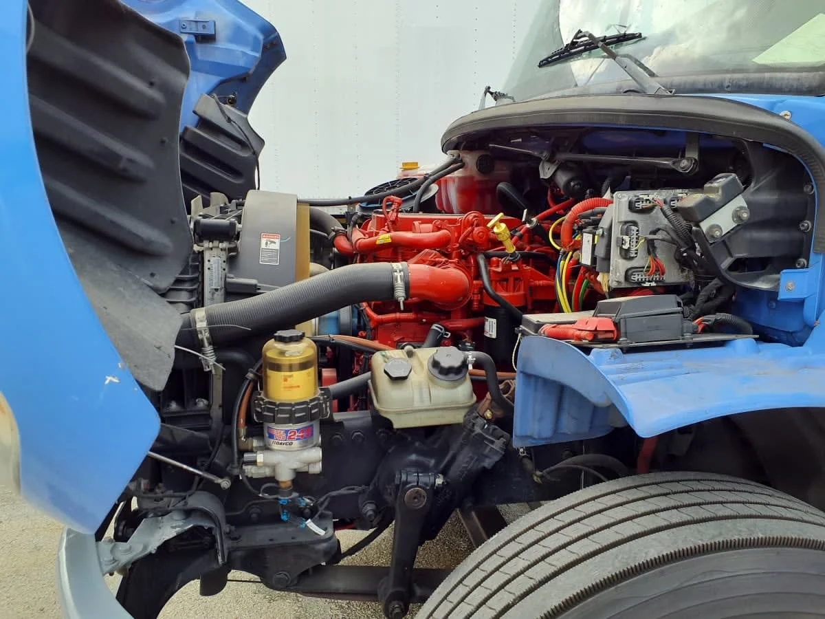 2019 Freightliner M2 106 in Miami, FL — photo 9