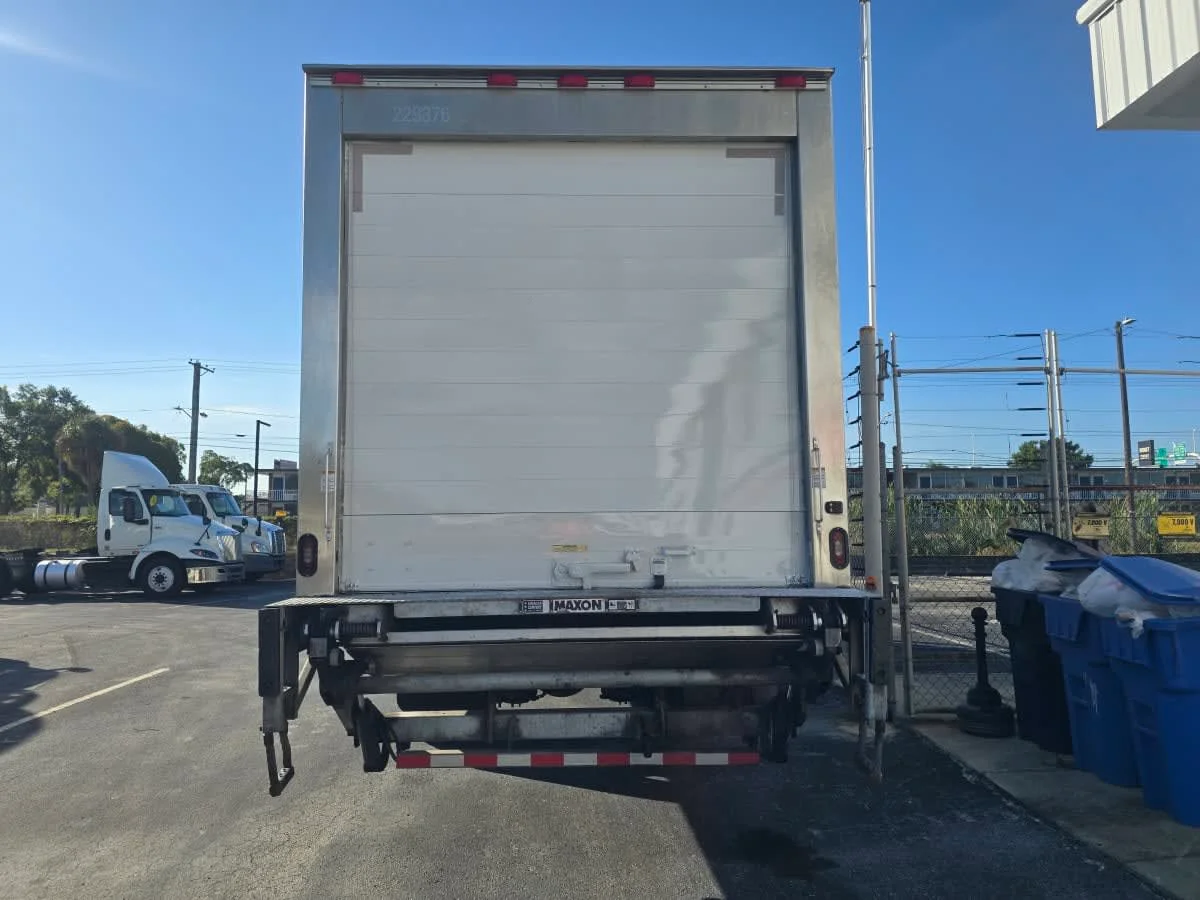 2019 International MV - image 5