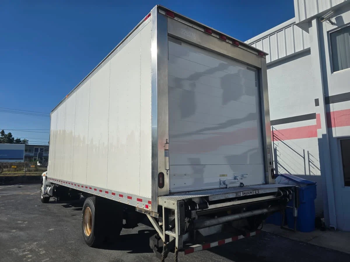 2019 International MV - image 4