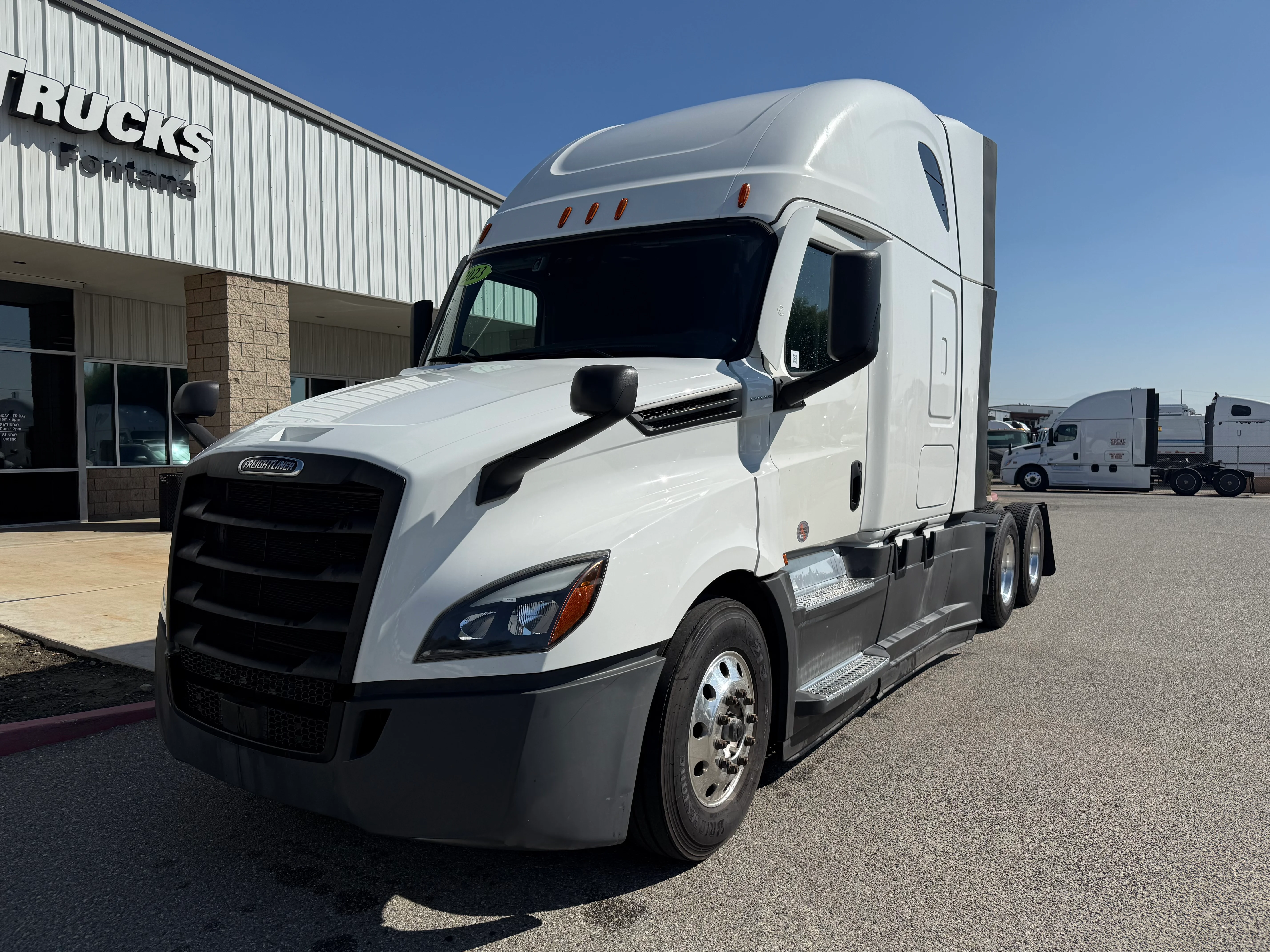 2023 Freightliner Cascadia in Fontana, CA