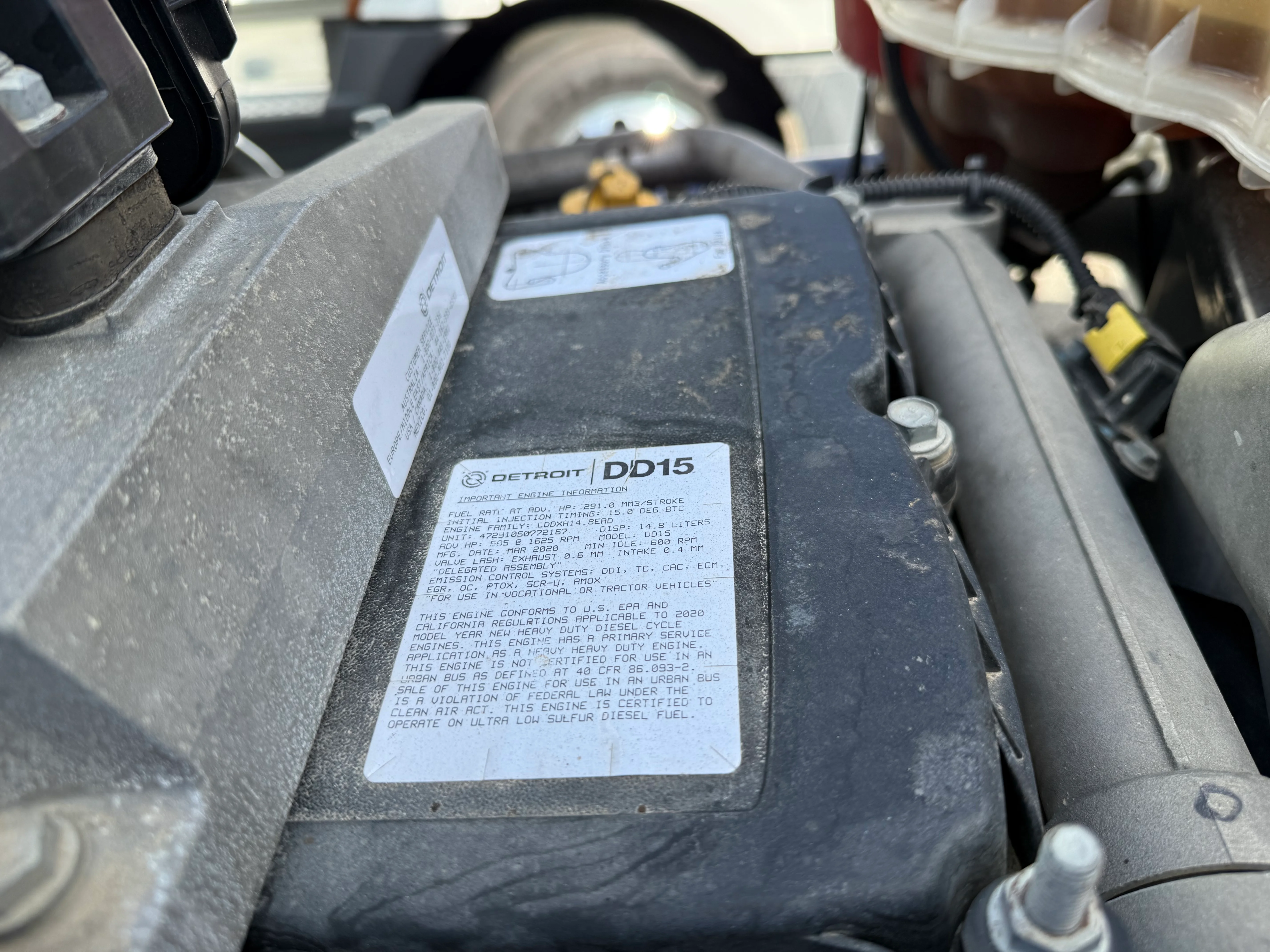 2023 Freightliner Cascadia in Fontana, CA — photo 13