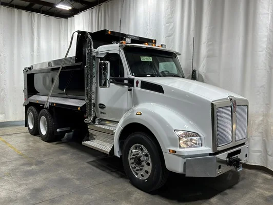 2027 Kenworth T880