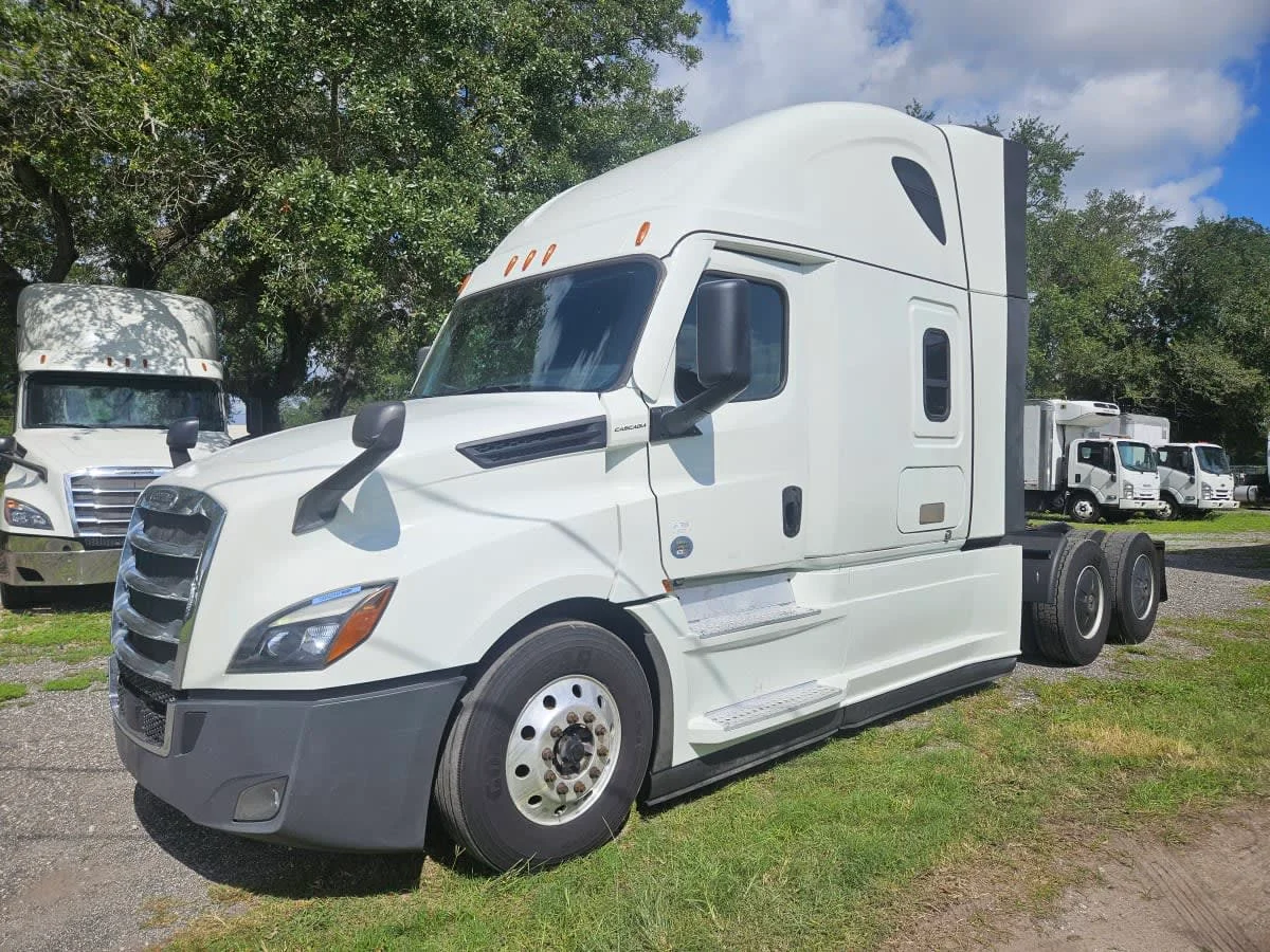 2022 Freightliner Cascadia