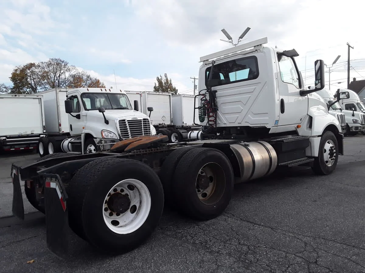 2019 International LT in Allentown, PA — photo 4