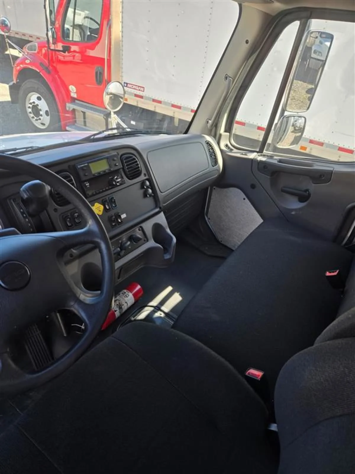2020 Freightliner M2 106 in Ashland, VA — photo 8