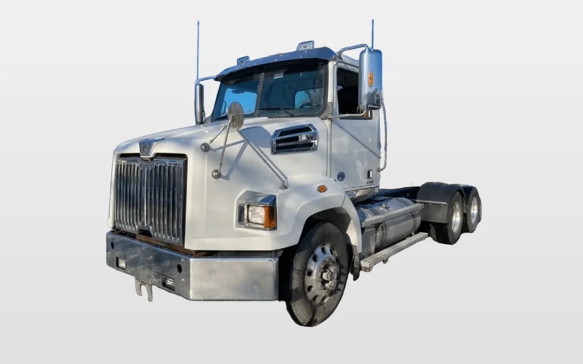 2021 Western Star 4700 - image 1