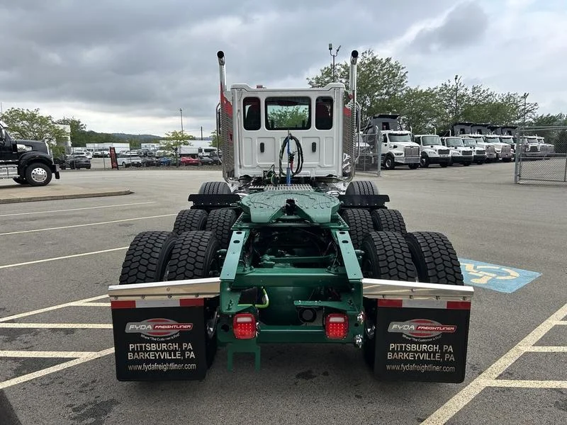 2027 Western Star 49X in Pittsburgh, PA — photo 5