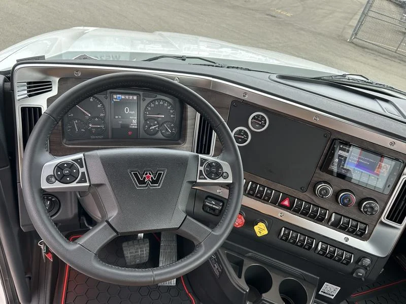 2027 Western Star 49X in Pittsburgh, PA — photo 19