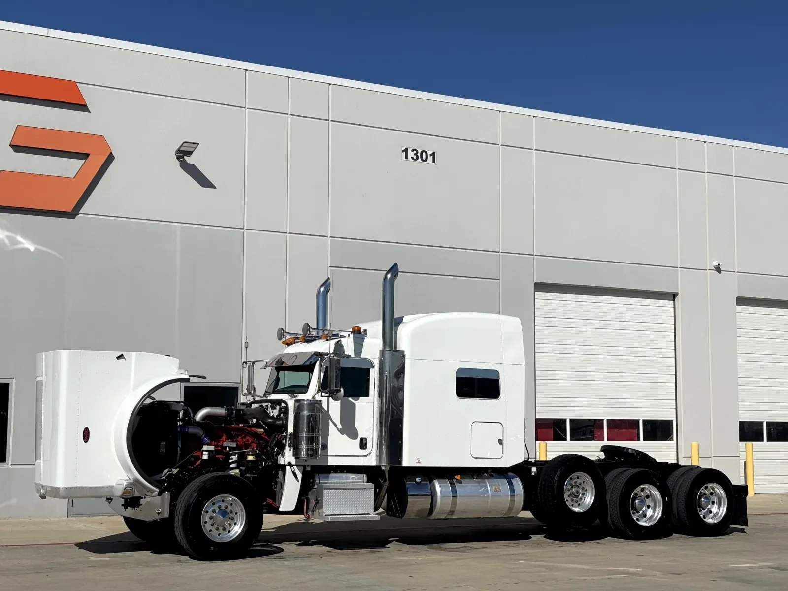 2022 Peterbilt 389 in Hutchins, TX — photo 10