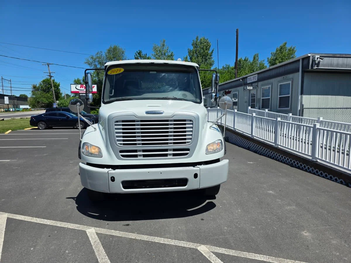 2019 Freightliner M2 112 in Bensalem, PA — photo 2
