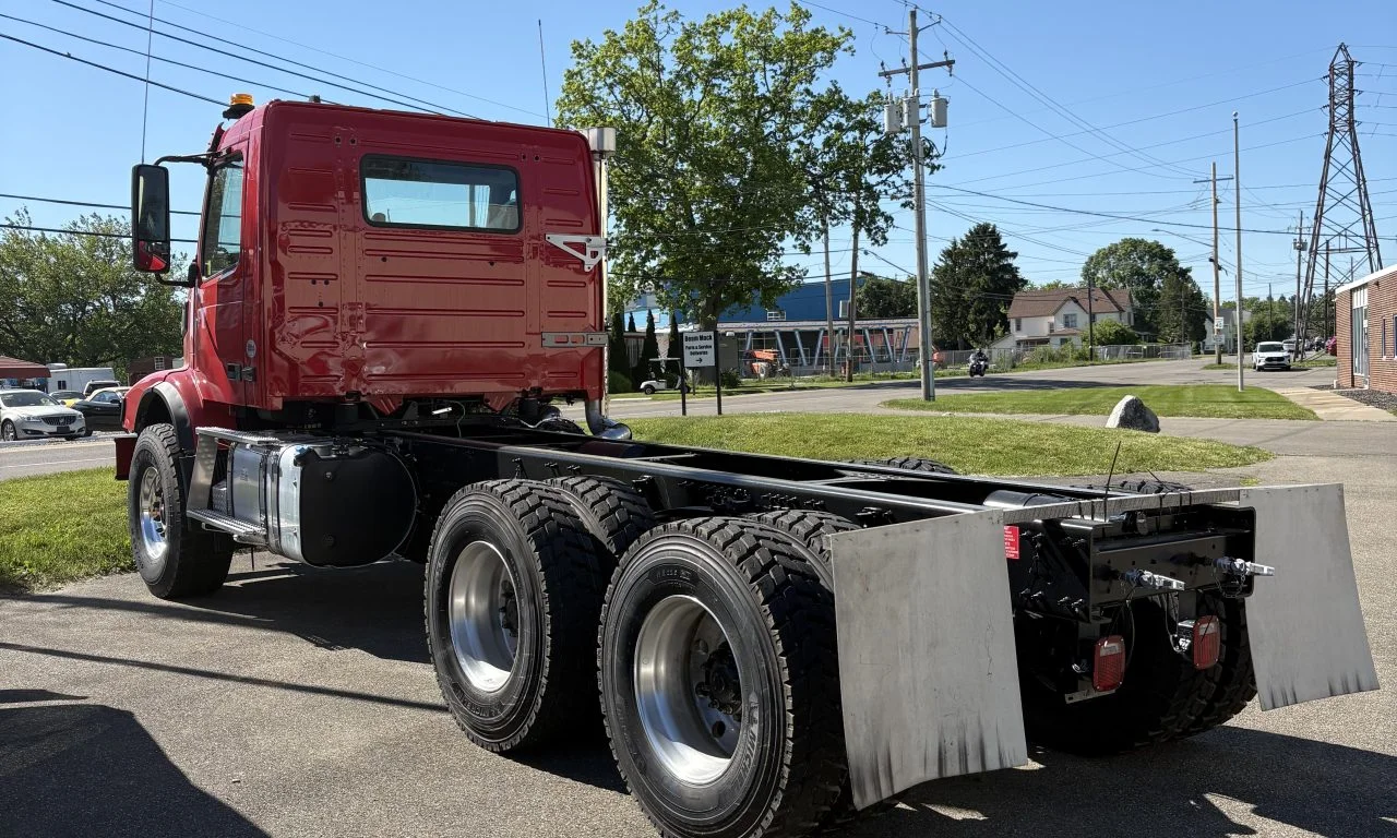 2026 Volvo VHD 300 in Elmira, NY — photo 6