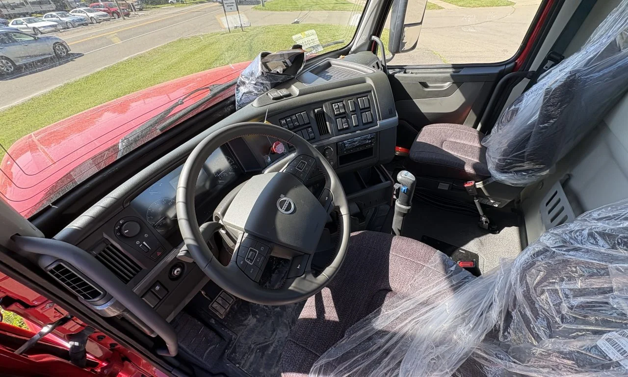 2026 Volvo VHD 300 in Elmira, NY — photo 9