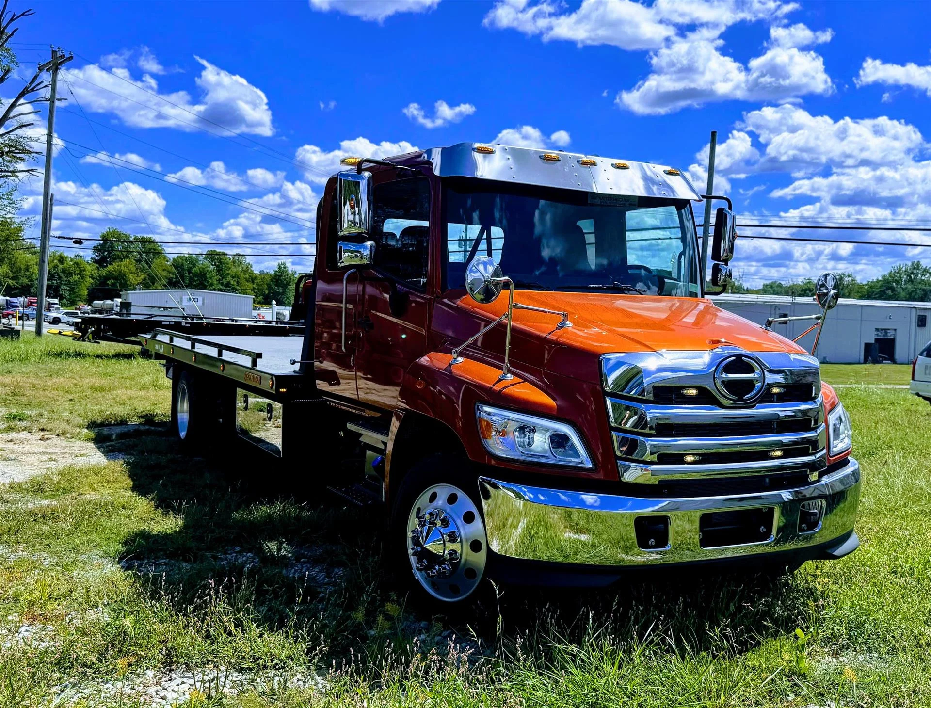 2025 Hino