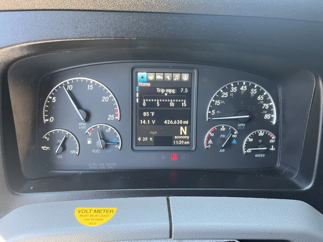 2022 Freightliner Cascadia in York Street Elmhurst, IL — photo 13
