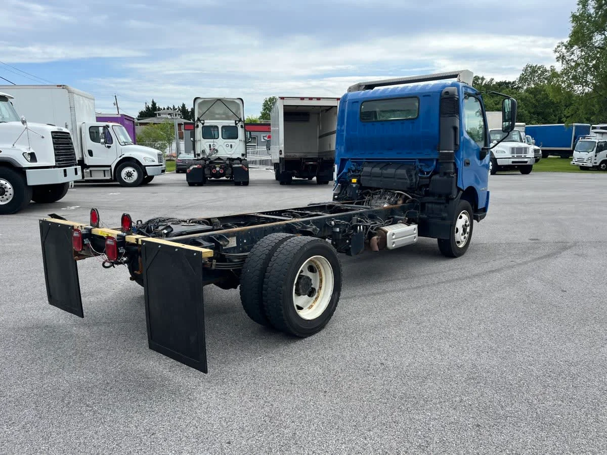 2019 Hino in Beltsville, MD — photo 4