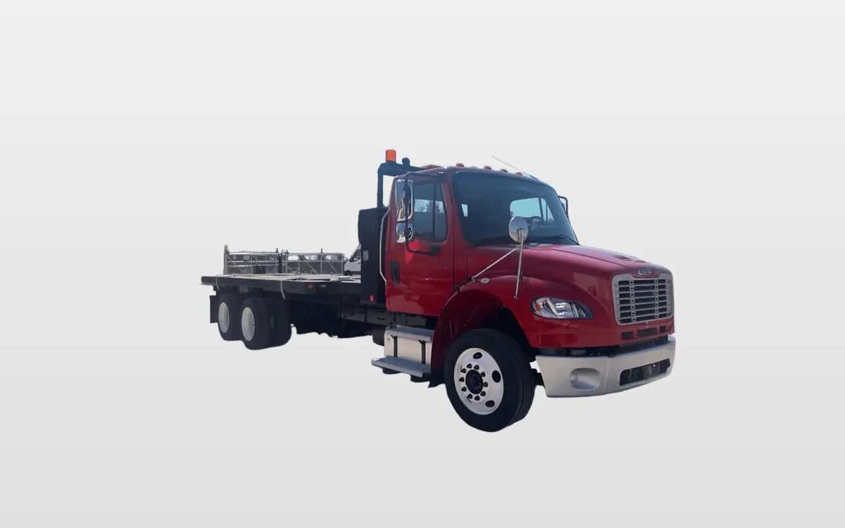 2020 Freightliner M2 106 - image 1