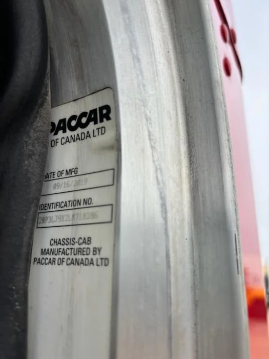 2020 Peterbilt 348 - image 13