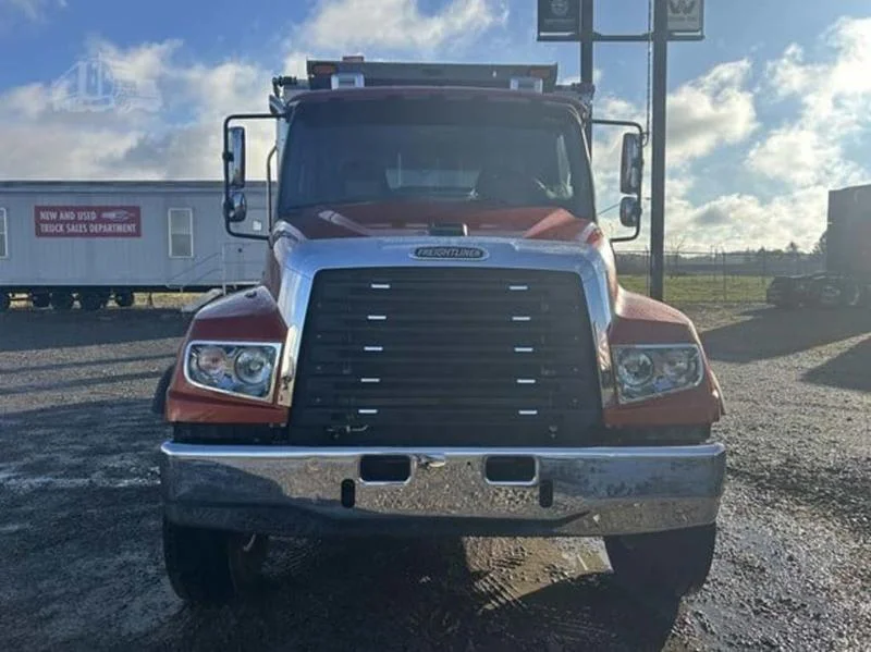 2026 Freightliner 114SD in Barkeyville, PA — photo 4