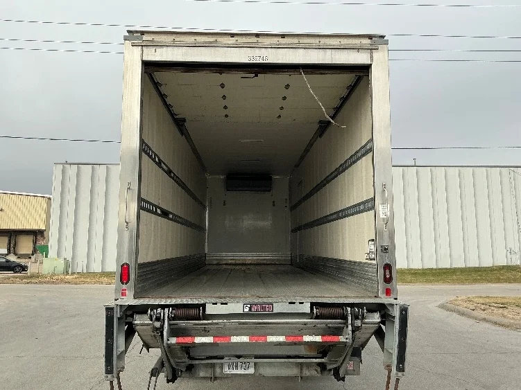 2020 Freightliner M2 106 - image 8