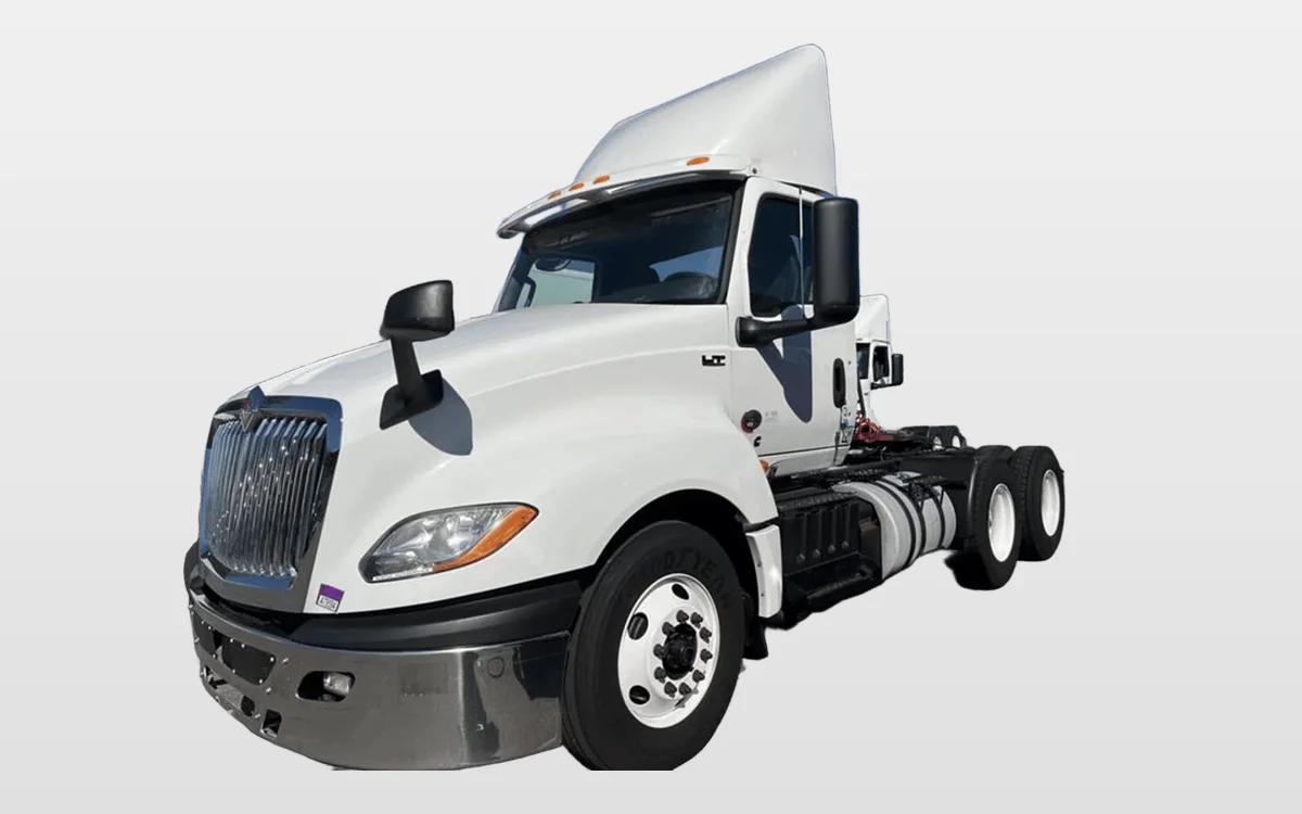 2019 International - image 1