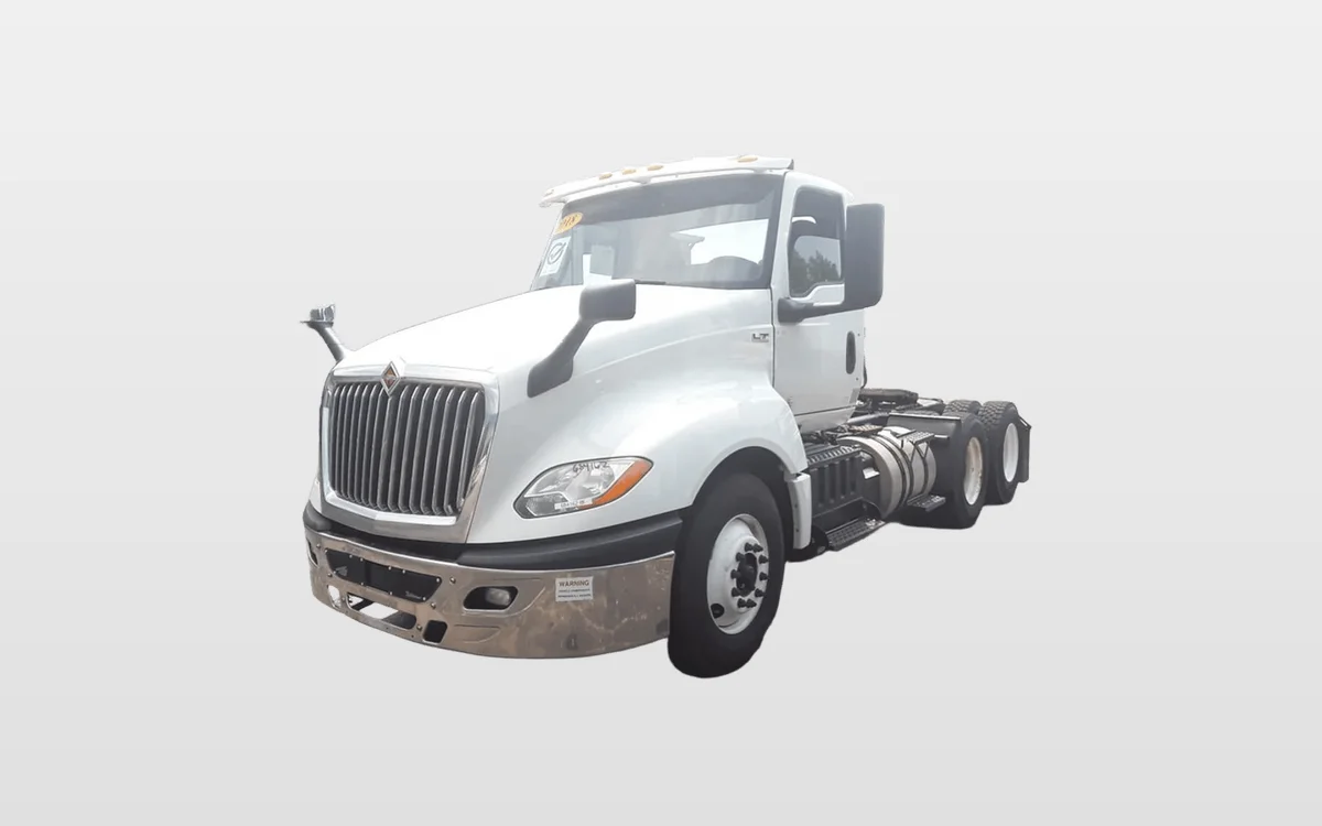 2018 International - image 1