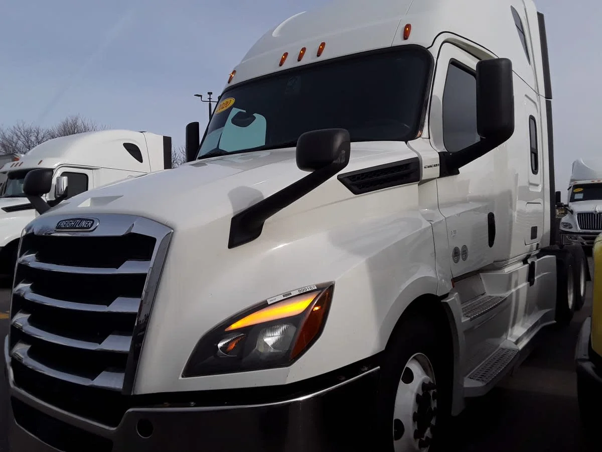 2020 Freightliner Cascadia in Bolingbrook, IL