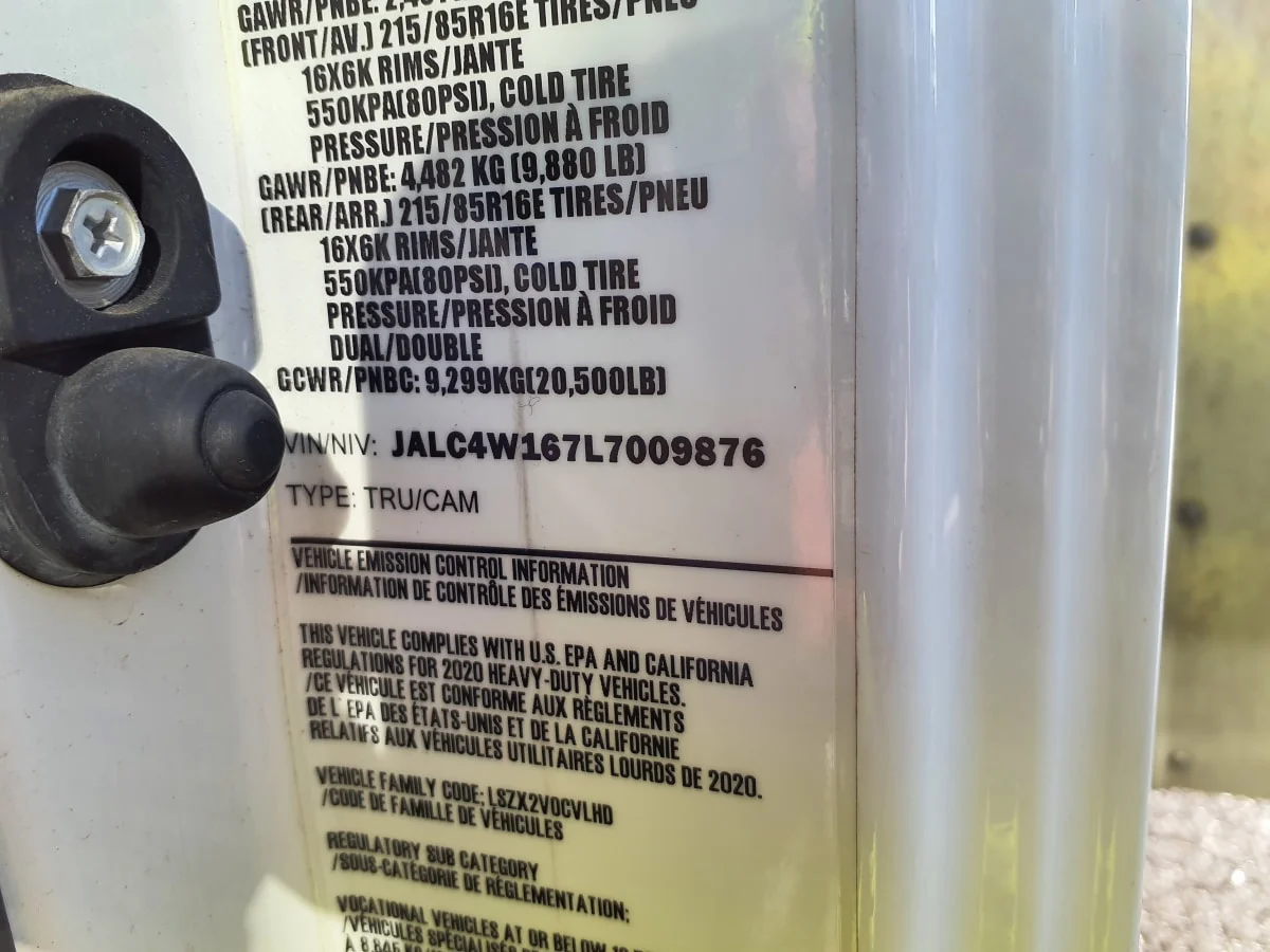 2020 Isuzu NPR - image 16